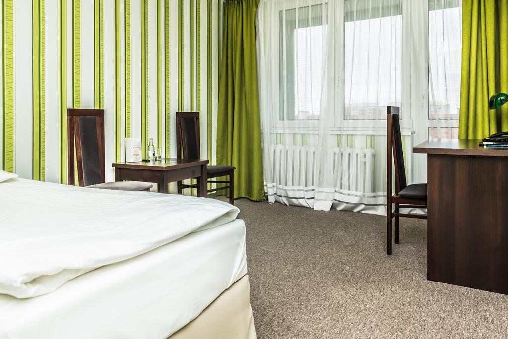 Four Points By Sheraton Wroclaw Exterior photo