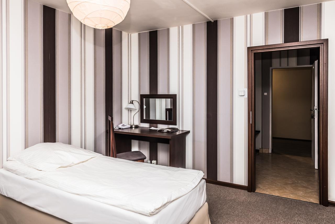 Four Points By Sheraton Wroclaw Exterior photo